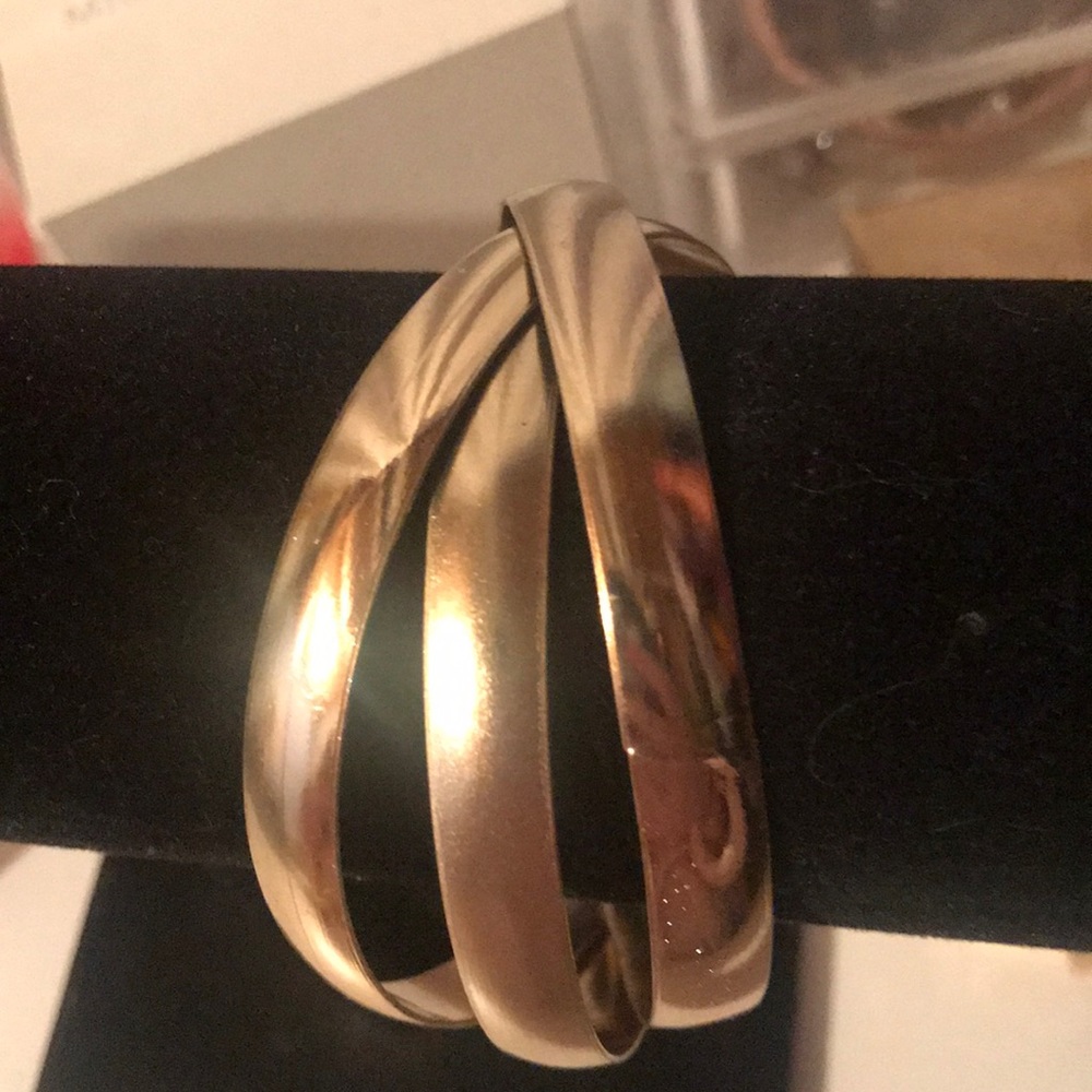 Interlocking Gold Bangles